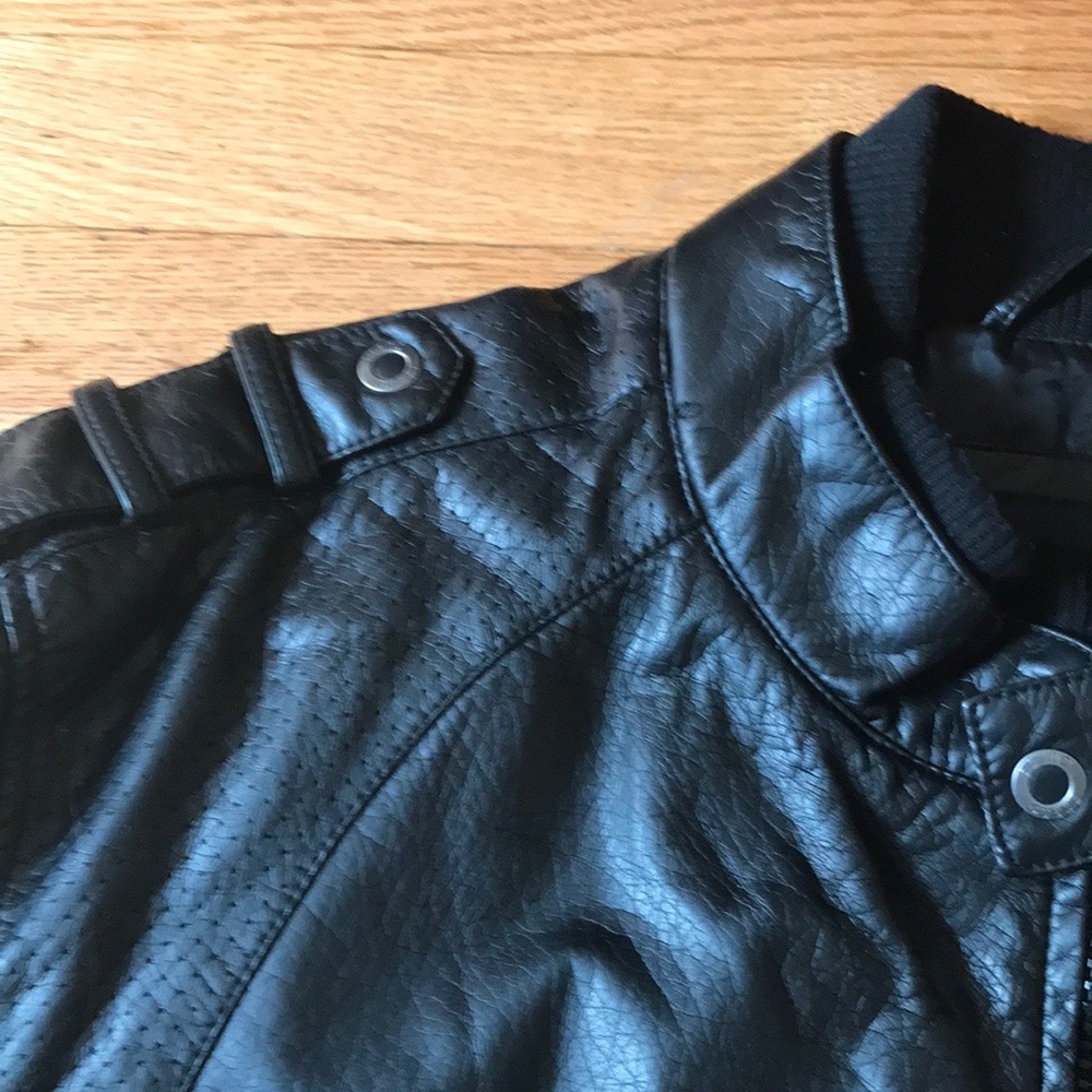 GUESS Jacket - Picture 3 of 13